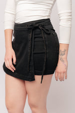Load image into Gallery viewer, Judy Blue Bentli High Rise Side Tie Denim Skort in Black
