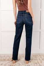 Load image into Gallery viewer, Judy Blue Alaina High Rise Classic Straight Jeans
