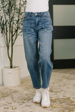 Load image into Gallery viewer, Judy Blue Bella High Waist Soft Barrel Stitch Thru Pocket
