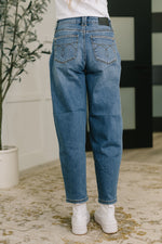 Load image into Gallery viewer, Judy Blue Bella High Waist Soft Barrel Stitch Thru Pocket
