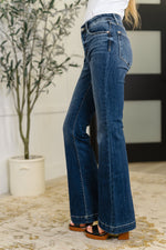 Load image into Gallery viewer, Judy Blue Bonnie High Waist Trouser Flare
