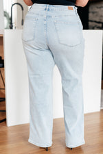 Load image into Gallery viewer, Judy Blue Brooke High Rise Control Top Vintage Wash Straight Jeans
