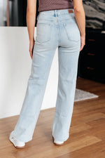 Load image into Gallery viewer, Judy Blue Brooke High Rise Control Top Vintage Wash Straight Jeans
