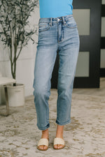 Load image into Gallery viewer, Judy Blue Carla High Waist Ankle Straight Jean in Break Through Blue
