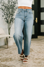 Load image into Gallery viewer, Judy Blue Claudia Mid Rise Wide Leg Ankle Jean

