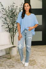 Load image into Gallery viewer, Counter Part Crinkle Woven V-Neck Top in Cornflower Blue
