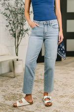 Load image into Gallery viewer, Judy Blue Dawn Mid Rise Ankle Straight w Bandana Loop
