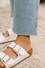 Load image into Gallery viewer, Judy Blue Dawn Mid Rise Ankle Straight w Bandana Loop
