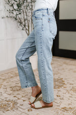 Load image into Gallery viewer, Judy Blue Debbie High Rise Stone Wash Straight Fit Jeans
