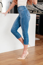 Load image into Gallery viewer, Judy Blue Emily High Rise Cool Denim Pull On Capri Jeans
