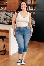 Load image into Gallery viewer, Judy Blue Emily High Rise Cool Denim Pull On Capri Jeans
