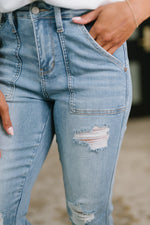 Load image into Gallery viewer, Judy Blue Aiden High Rise Patch Pocket Distressed Boyfriend Jeans
