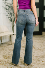 Load image into Gallery viewer, Judy Blue Jackie Mid Rise Flare Jean with Front Flap Pockets
