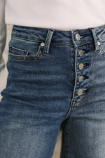 Load image into Gallery viewer, Judy Blue Karla High Waist Column Straight Button-Fly &amp; Back Welt Pkts
