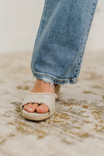 Load image into Gallery viewer, Judy Blue Lorena Mid Rise Vintage Wash Bootcut Jeans
