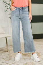Load image into Gallery viewer, Judy Blue Mary Mid Rise Ankle Wide Leg + Hollywood WB + Fray Hem
