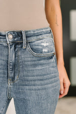 Load image into Gallery viewer, Judy Blue Robin High Waist Bootcut with Fray Hem
