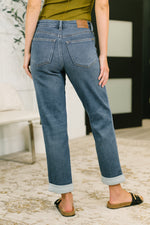 Load image into Gallery viewer, Judy Blue Shane Mid Rise Billie Boyfriend Jean in Dark Cozy Indigo
