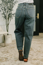 Load image into Gallery viewer, Judy Blue Teressa High Waist Marlow Jean with Hollywood Waist
