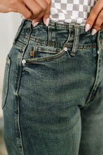Load image into Gallery viewer, Judy Blue Teressa High Waist Marlow Jean with Hollywood Waist
