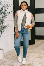 Load image into Gallery viewer, That&#39;s What I&#39;m Talkin&#39; About Puffer Vest in Sand Beige
