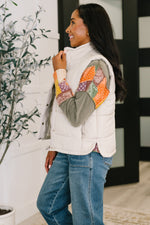 Load image into Gallery viewer, That&#39;s What I&#39;m Talkin&#39; About Puffer Vest in Sand Beige
