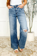 Load image into Gallery viewer, Judy Blue Tucker High Rise Vintage Wash Wide Leg Jeans
