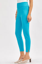 Load image into Gallery viewer, Dear Scarlett Magic Crop Skinny Pants
