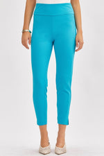 Load image into Gallery viewer, Dear Scarlett Magic Crop Skinny Pants
