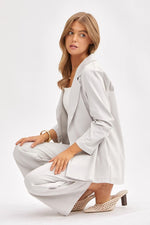 Load image into Gallery viewer, Dear Scarlett Magic 3/4 Blazer
