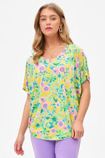 Load image into Gallery viewer, Dear Scarlett Floral Sadie Top
